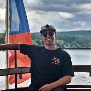 Meet your Posher, Chad